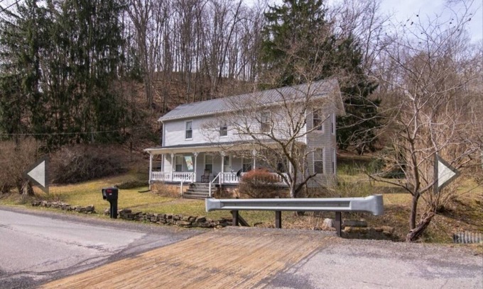 Alderson Other | Charming 4-bedroom farmhouse in Alderson, Simple yet Superb!
