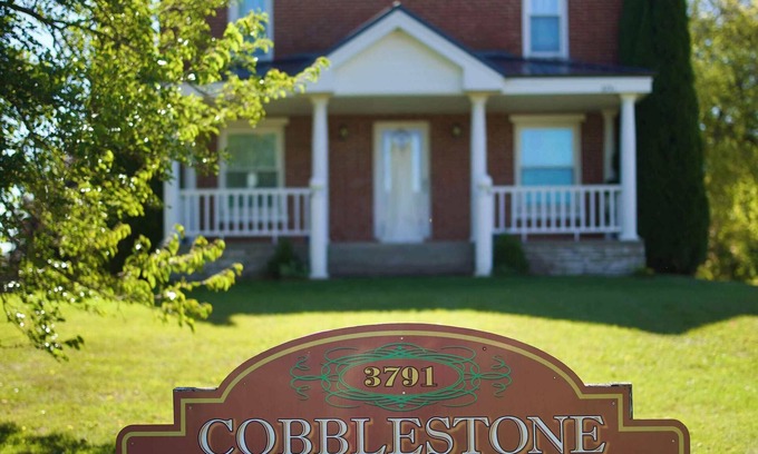 Kingsley Other | Charming 4-bedroom farmhouse near Kingsley