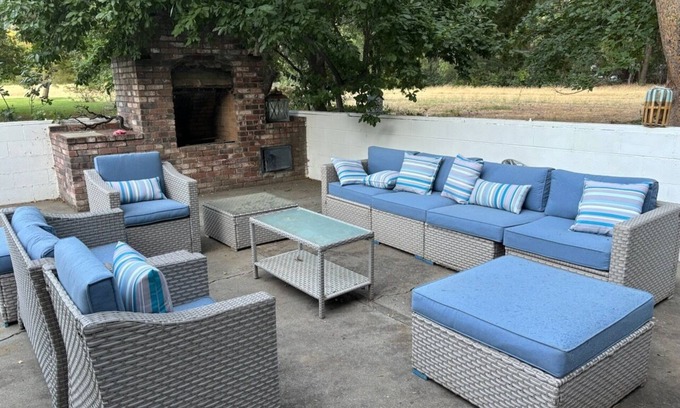 Capay Other | Charming 4-bedroom farmhouse in welcoming Guinda with WiFi, AC