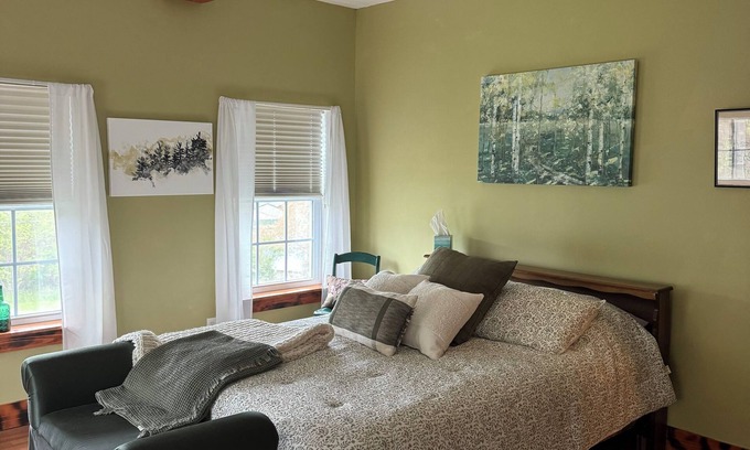 Hammond House | Charming 4-bedroom house with WiFi and AC in brilliant Hammond