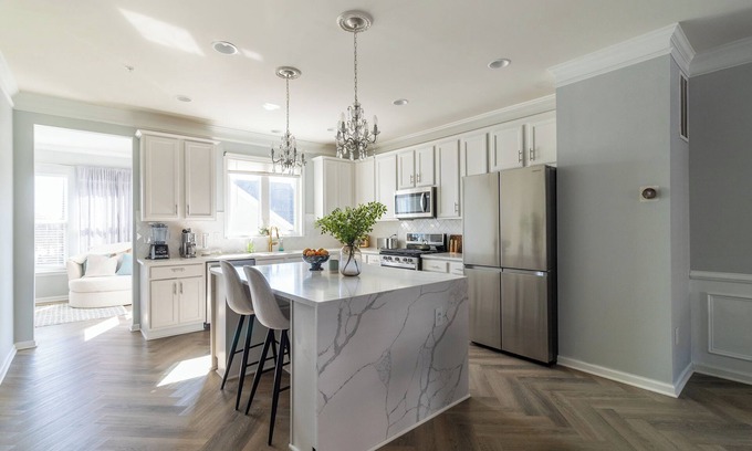 Hanover House | Charming 4-Story Townhome with Hot Tub