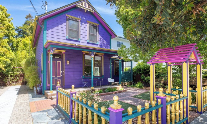 Westside Santa Cruz House | Charming 5 BD Victorian House by Beach Boardwalk