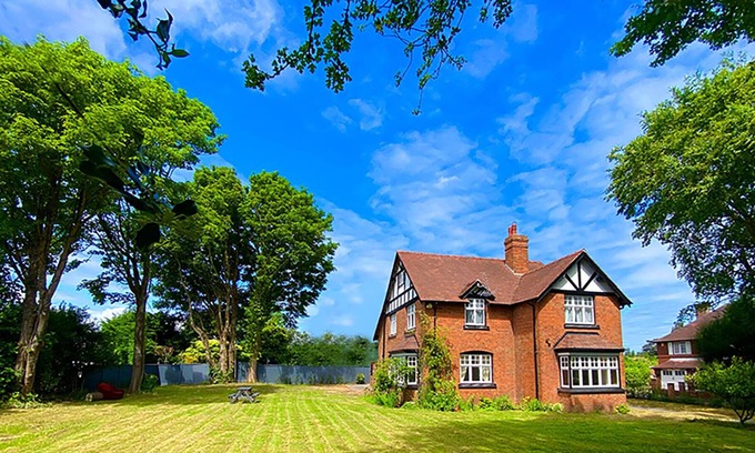 Cosford House | Charming 5 bedroom period house in Shrophire