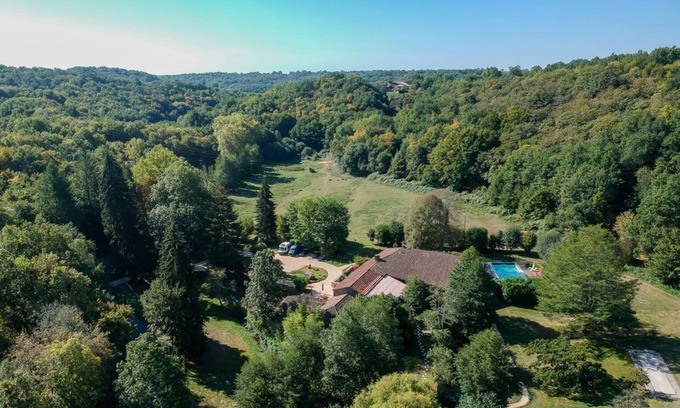 Gavaudun House | Charming 5 ha estate, catering and activities + barn for small events