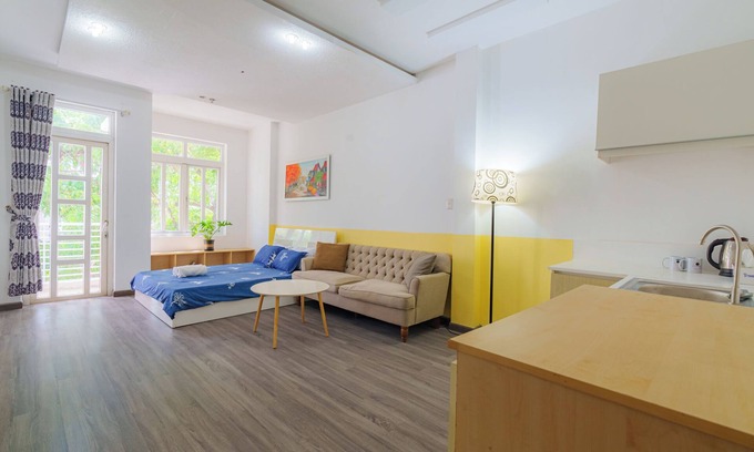 District 5 House | Charming 6-bedroom house-Max16People-1km to Bui Vien-CityCentral HCM