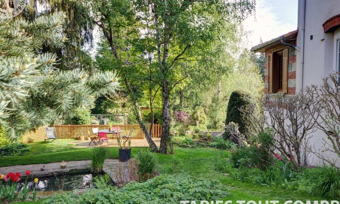 Andrezieux-Boutheon Apartment | Charming 60m² Apt with Garden, EV Charging, and Modern Amenities in Andrézieux-Bouthéon