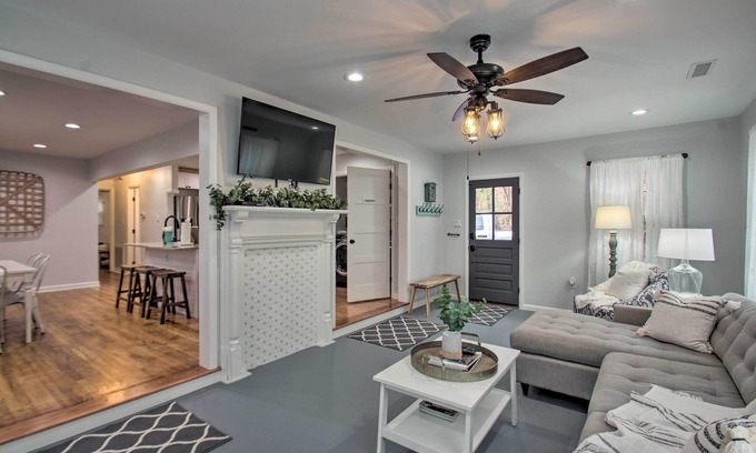 Afton Cottage | Charming Afton Cottage w/ Fire Pit & Grill!