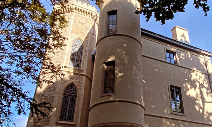 Leon Blum - Bon Coin Other | Charming and atypical castle located in town with a green park and swimming pool!