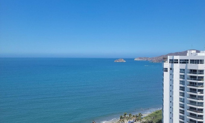 El Rodadero Apartment | "Charming and Comfortable Retreat: A Warm, Cozy and Beautiful New Apartment"