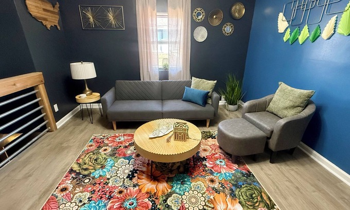 Fountain Square House | Charming and Cozy One-Bedroom Retreat in the Heart of Fountain Square