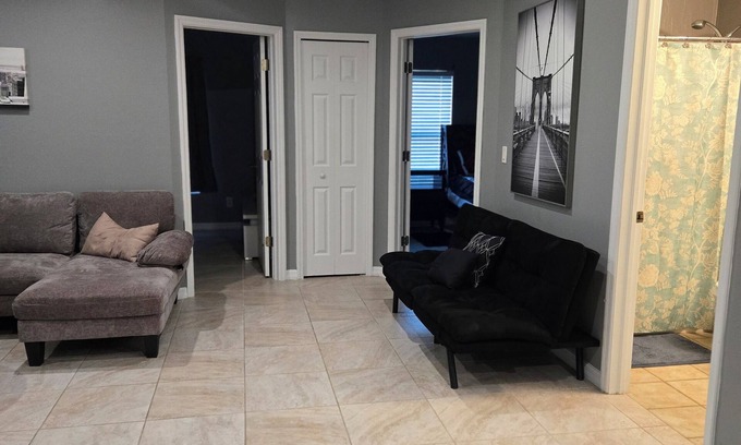 Westminister House | Charming and cozy 3-bedroom duplex in welcoming Lehigh Acres! Come stay here!