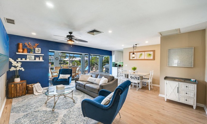 Marco Island House | Charming and cozy with a dock for your boat and minutes to the Beach