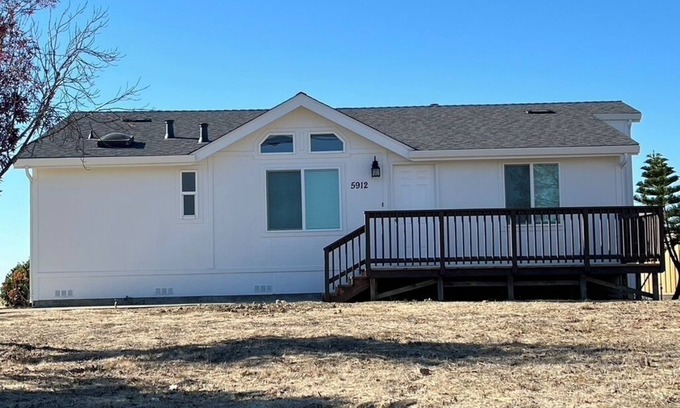 Castro Valley House | Charming and peaceful 3-bedroom house in delightful Castro Valley with VIEWS!
