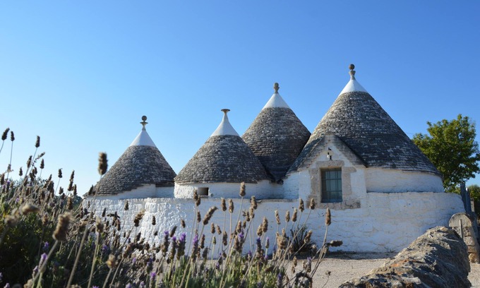Ostuni Villa | Charming and romantic XIX century stone trulli with pool