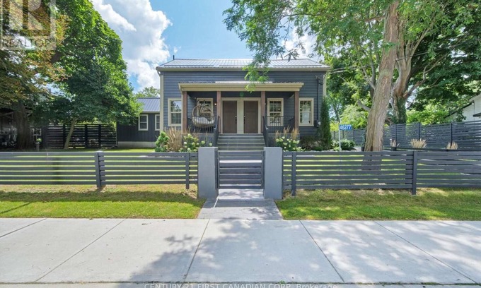 Sparta House | Charming and Rustic Farmhouse-style home in the heart of Sparta, ON