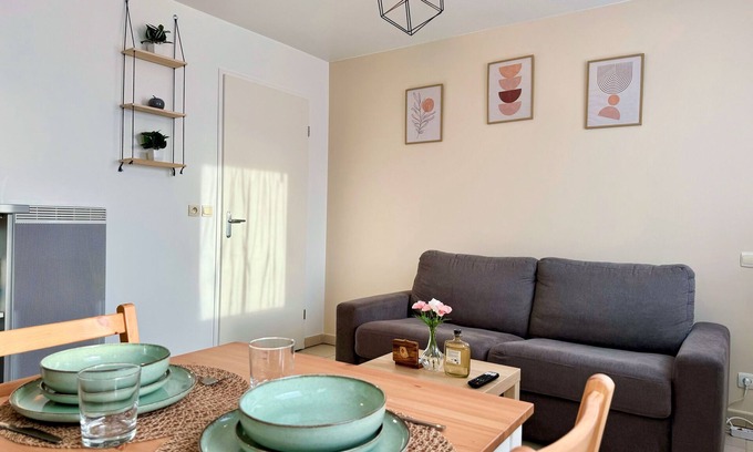 Bussy-Saint-Georges Apartment | Charming Apartment - 5mn RER A/15mn Disneyland
