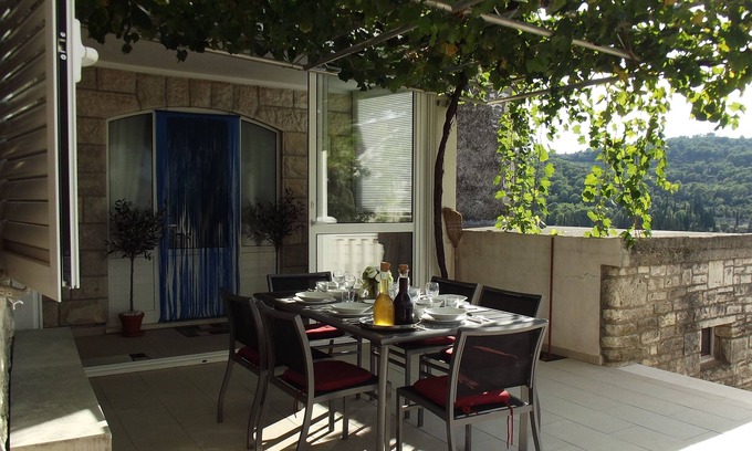 Zrnovo Apartment | Charming apartment in idyllic surroundings (Ars Vivendi)