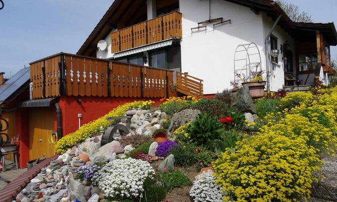 Amtzell Apartment | Charming Apartment “Camilla Wagner” with Mountain View