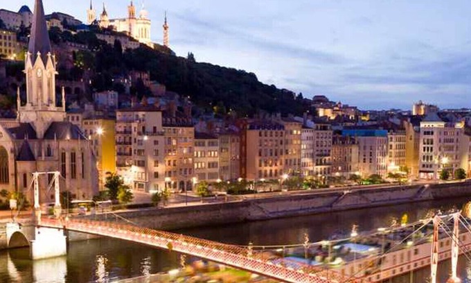 Moliere - Edgard Quinet Apartment | CHARMING APARTMENT CLOSE TO LAFAYETTE BRIDGE FOR 4 PEOPLE