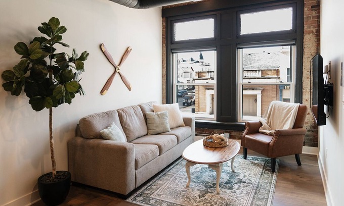 Troy Apartment | Charming Apartment Downtown Troy