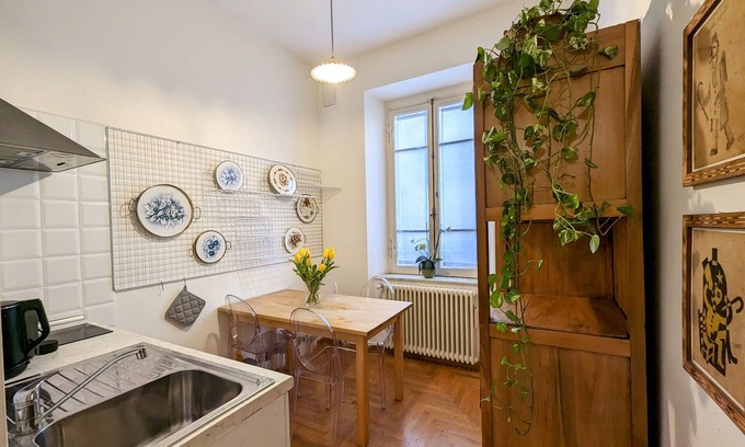 Celio Apartment | Charming apartment in a 1910s building 2 min walk from the Colosseum