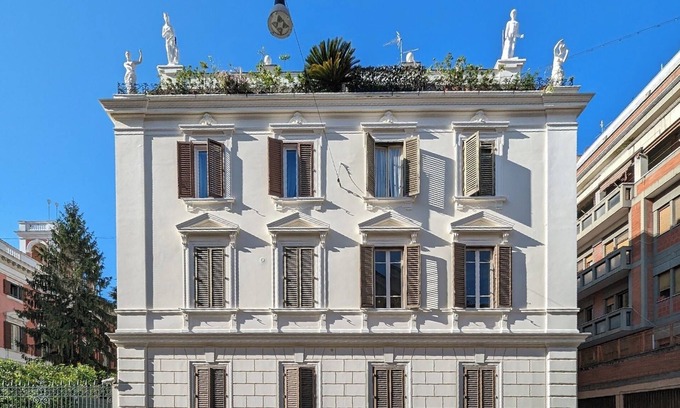 Celio Apartment | Charming apartment in a 1910s building 2 min walk from the Colosseum