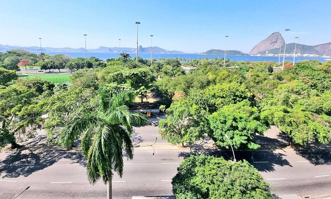 Gloria Apartment | Charming Apartment in Praia do Flamengo