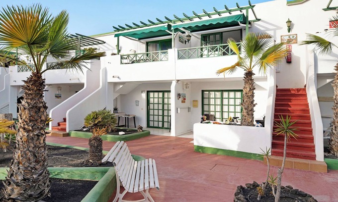 Matagorda Apartment | Charming Apartment Los Pocillos with Pool, Terrace, Balcony & Wi-Fi