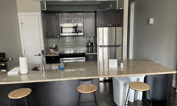 Downtown Syracuse Apartment | Charming apartment next to the Landmark theatre in Downtown Syracuse New York.
