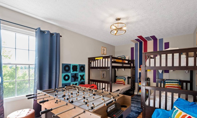 Williamstown Apartment | Charming apt near Ark Encounter! 3BR for 8 guests!