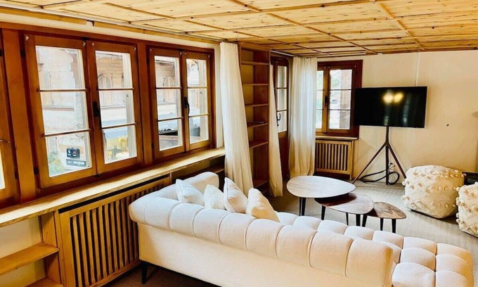 Gstaad Apartment | Charming apt PROMENADE GSTAAD Palace view 160m2