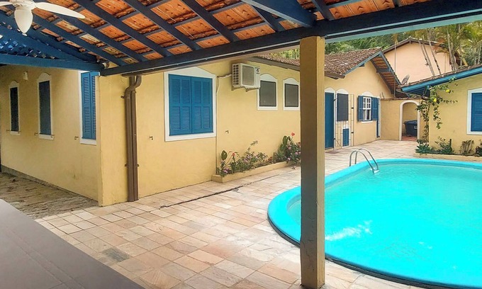 Cachoeira do Bom Jesus House | CHARMING AZOREAN HOUSE IN FLORIPA!