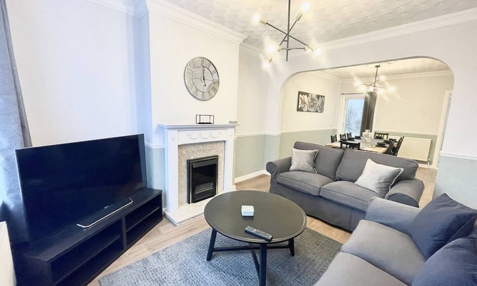 Bristol House | Charming Bedminster Home - Sleeps 8