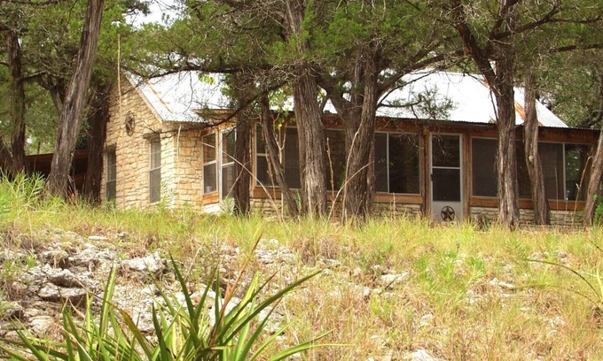 Wimberley House | Charming Blanco Riverfont Cottage