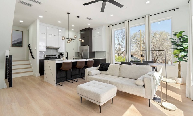 Old East Dallas House | Charming Brand New 2-Bedroom Townhome with Rooftop, Garage, Yard, AC, WiFi