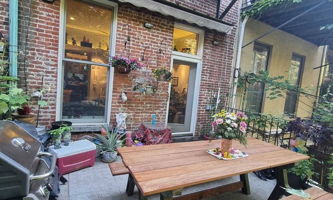 Park Slope House | Charming brownstone on quiet residential block in vibrant, diverse neighborhood