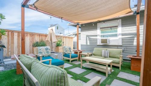 Corridor House | Charming Bungalow Centrally Located
