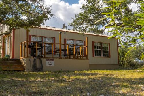 Eldorado House | Charming Cabin Escape in Eldorado, Texas, for Relaxing Getaways to the Texan Countryside