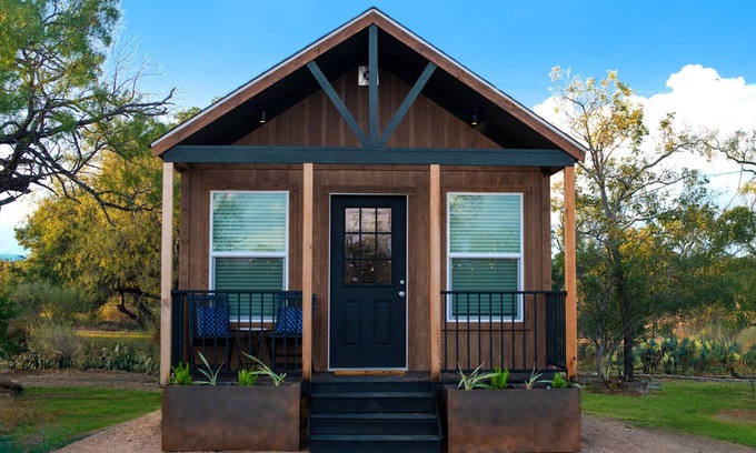 Llano Cabin | Charming Cabin in the Heart of the TX Hill Country