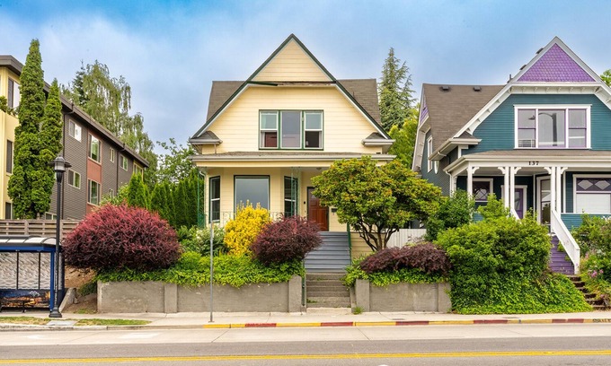 Miller Park House | Charming Capitol Hill Craftsman