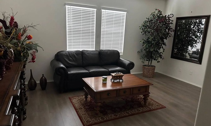 Canyon Lake Apartment | Charming Casita with private entrance in beautiful and secure neighborhood.
