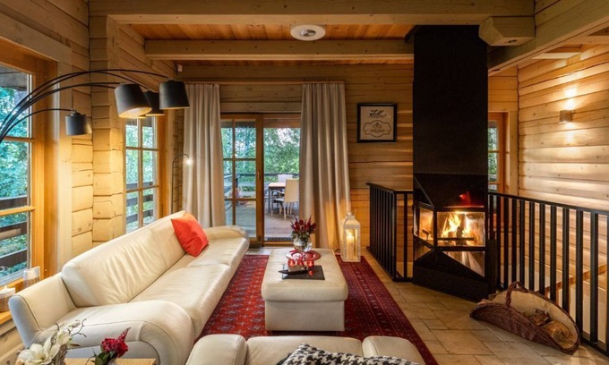 Amata Villa | Charming chalet with sauna and hottub in secluded eco-village