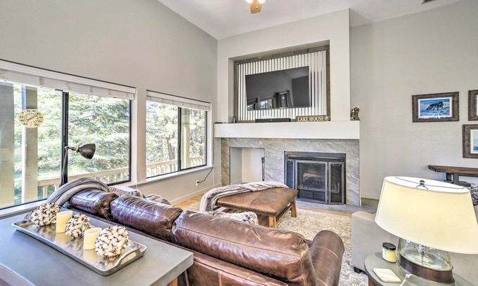 Lake Almanor West House | Charming Chester Home w/Furnished Porch!
