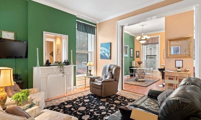 Old Louisville Condo | Charming Churchill Downs Cottage