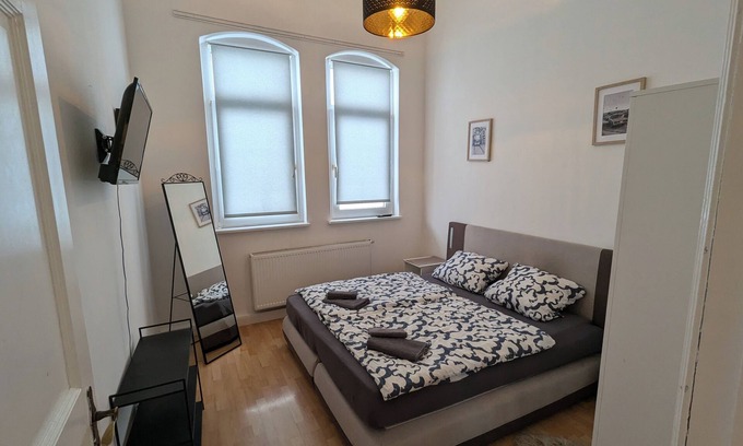 Nord-Mitte Apartment | Charming city apartment in the Goetheviertel I for up to 4 people