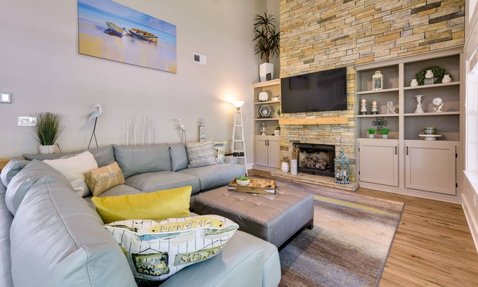 Niceville House | Charming Coastal Home: 6 Mi to Choctawhatchee Bay!