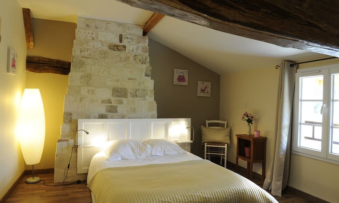 Rosnay-l'Hopital House | Charming, cocooning 4-person gîte with private terrace