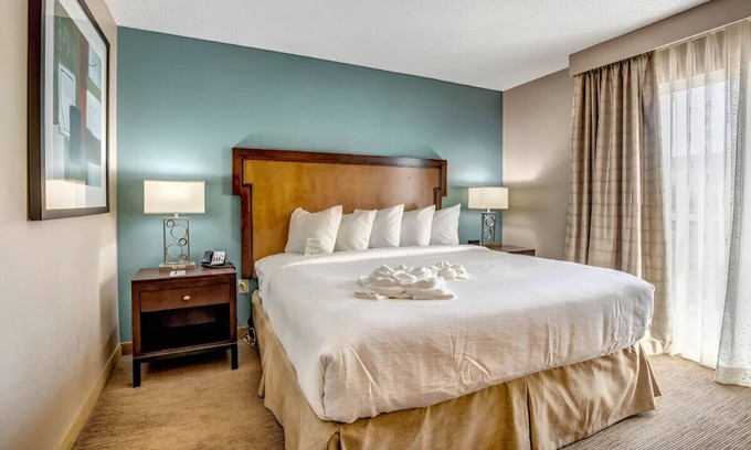 White Station House | Charming & Comfortable King Suite! Pet-Friendly