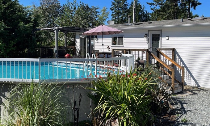 Comox House | Charming Comox Retreat: Pool, Jacuzzi, Near Beach, Parks and Pub