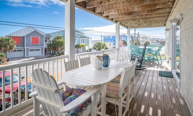 Carolina Beach House | Charming Condo in Kure Beach - Sea La Vie